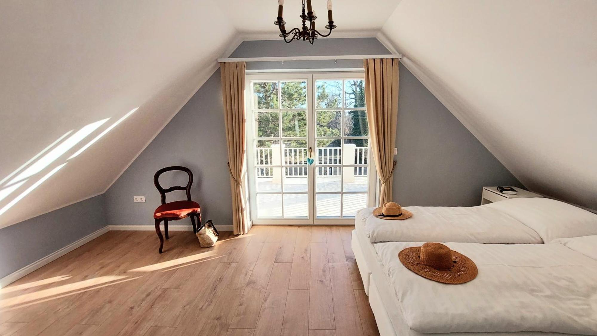 Schieszl Villa Zamárdi Eksteriør billede