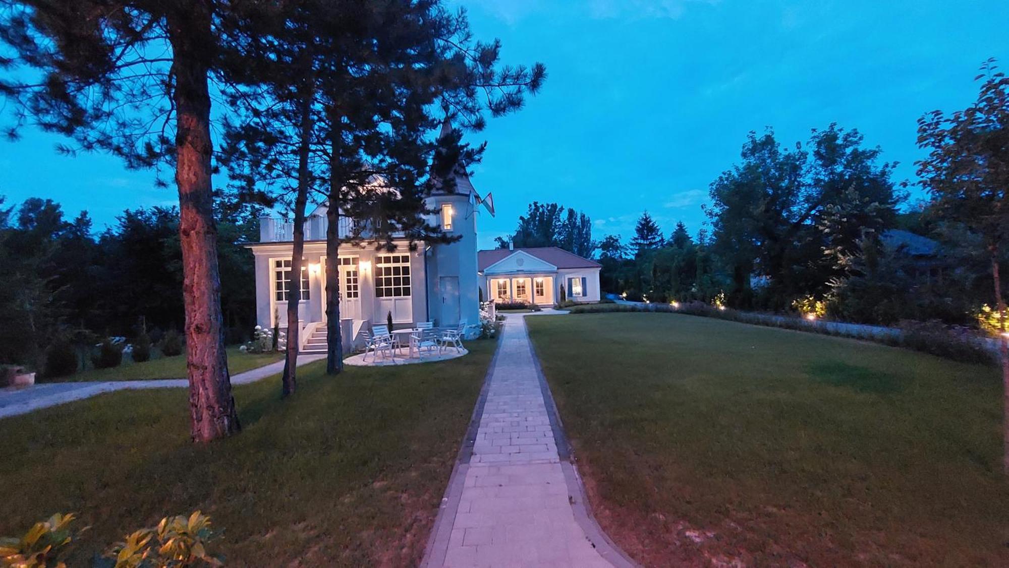 Schieszl Villa Zamárdi Eksteriør billede